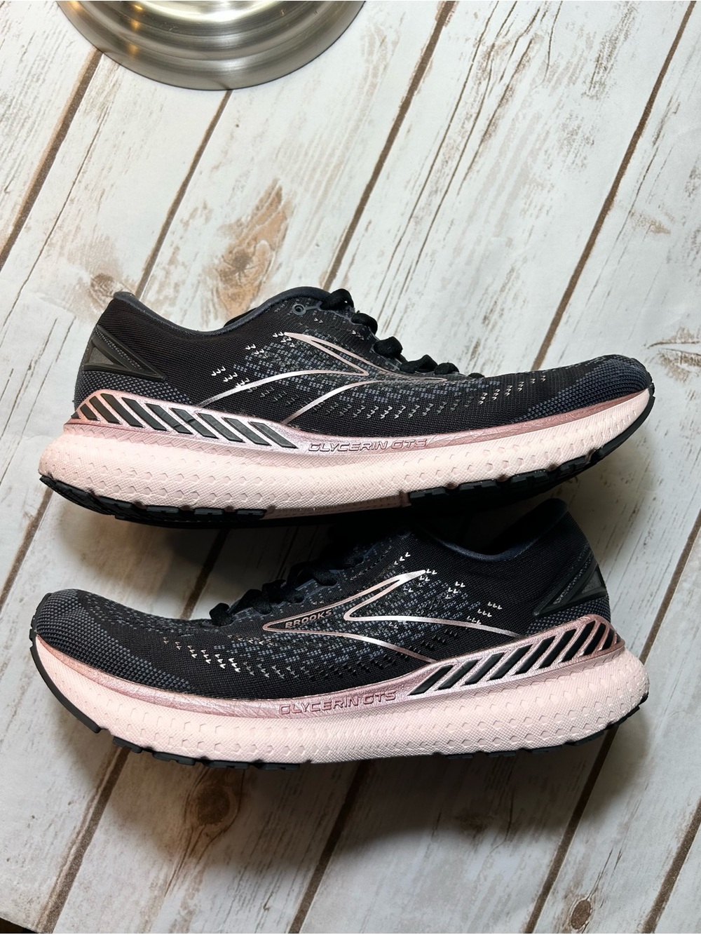Brooks Glycerin GTS 19 Black and Pink Shoes Running Jogging  Walking - Picture 2 of 9